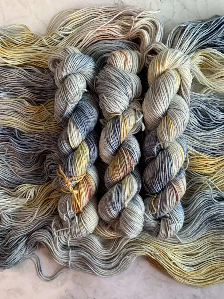 Sweet Pea & Sparrow - Platinum DK
