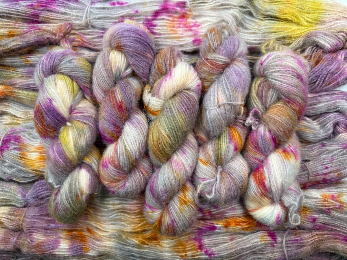 Sweet Pea & Sparrow - Cavea Cream DK