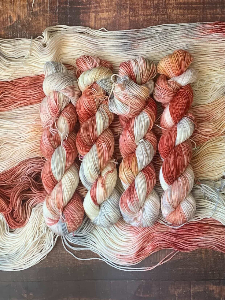 Sweet Pea & Sparrow - Platinum DK