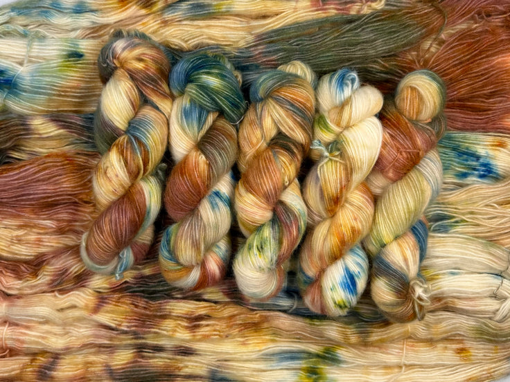 Sweet Pea & Sparrow - Cavea Cream DK