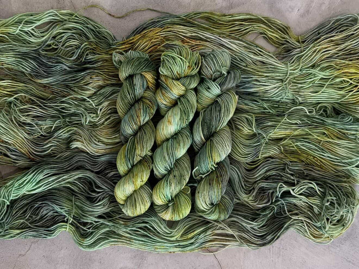 Sweet Pea & Sparrow - Platinum DK
