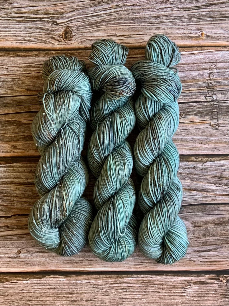 Sweet Pea & Sparrow - Platinum DK